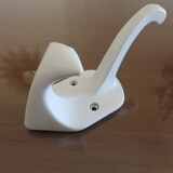 White lase metal patère 70s