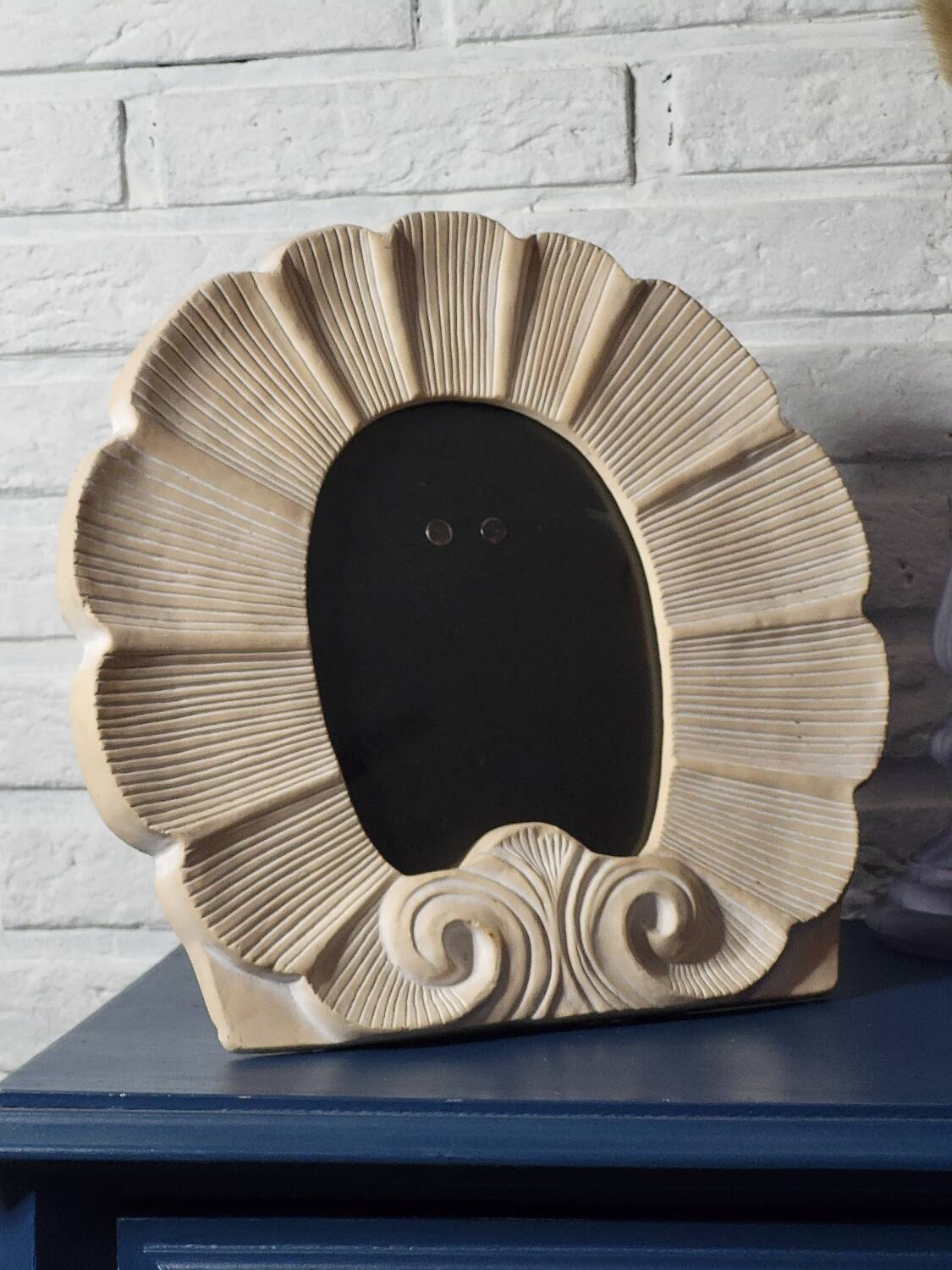 Seashell photo frame