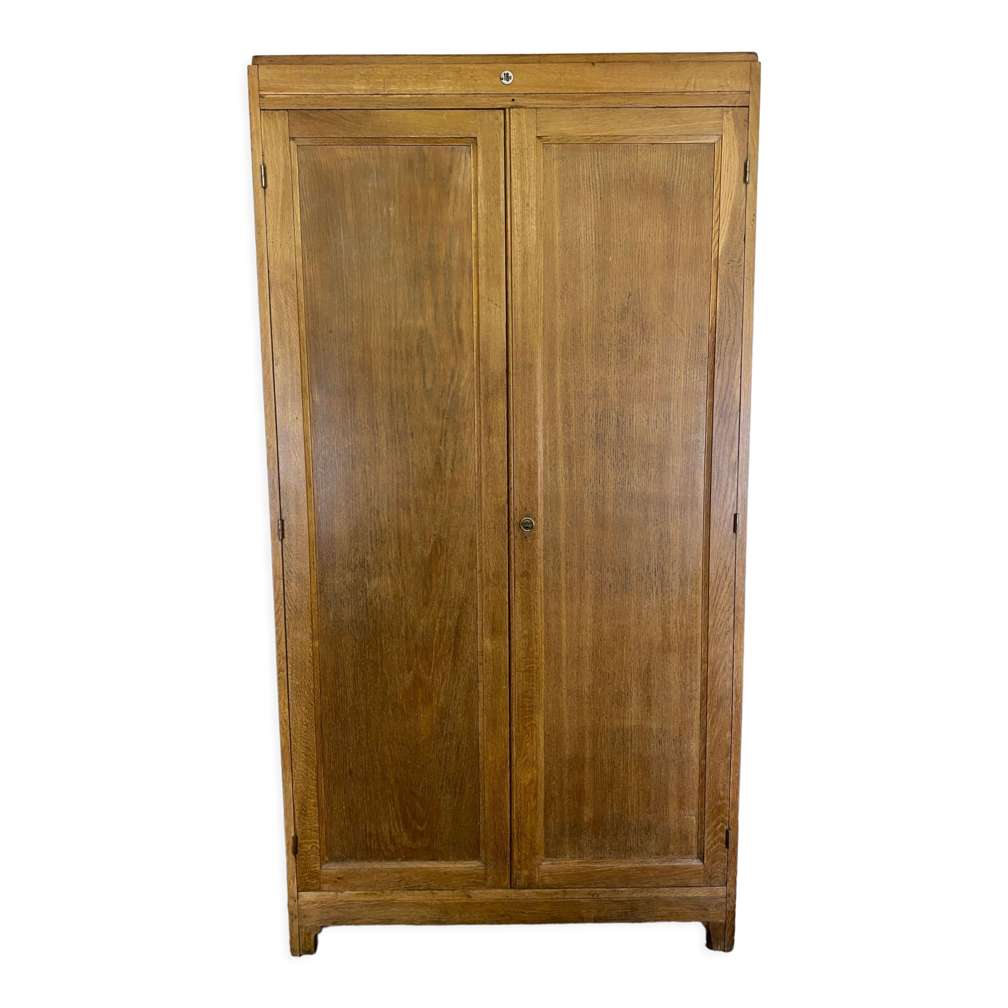 Parisian wardrobe raw oak