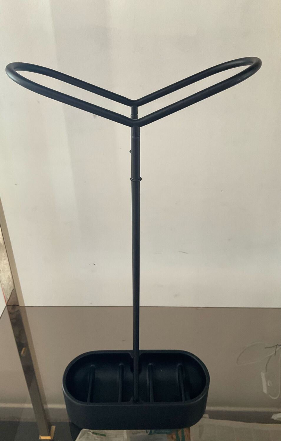 Holdit design umbrella holder by Umbra