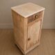 Chevet ancien en bois massif