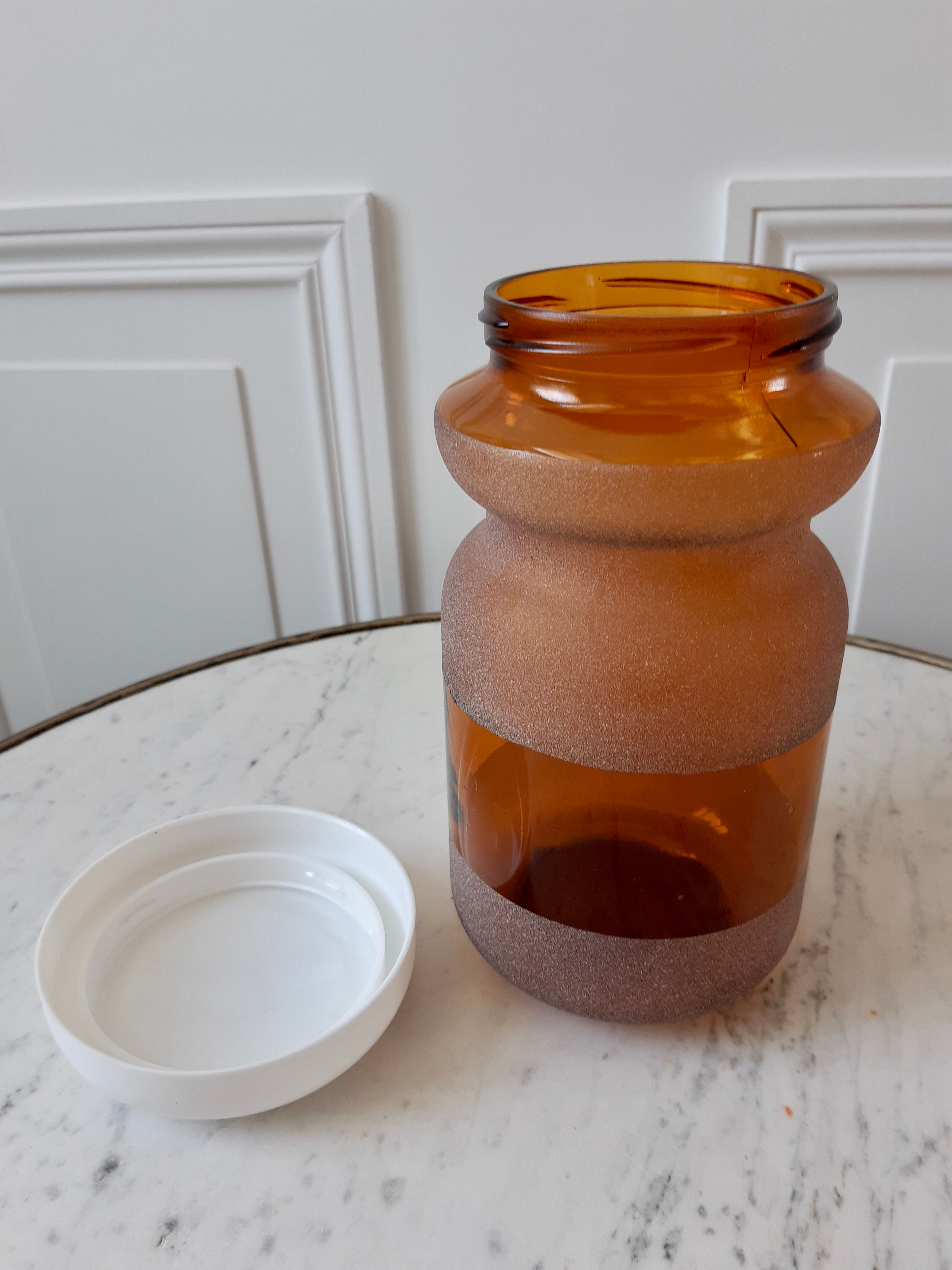 Pot vintage années 70 en verre couleur ambre