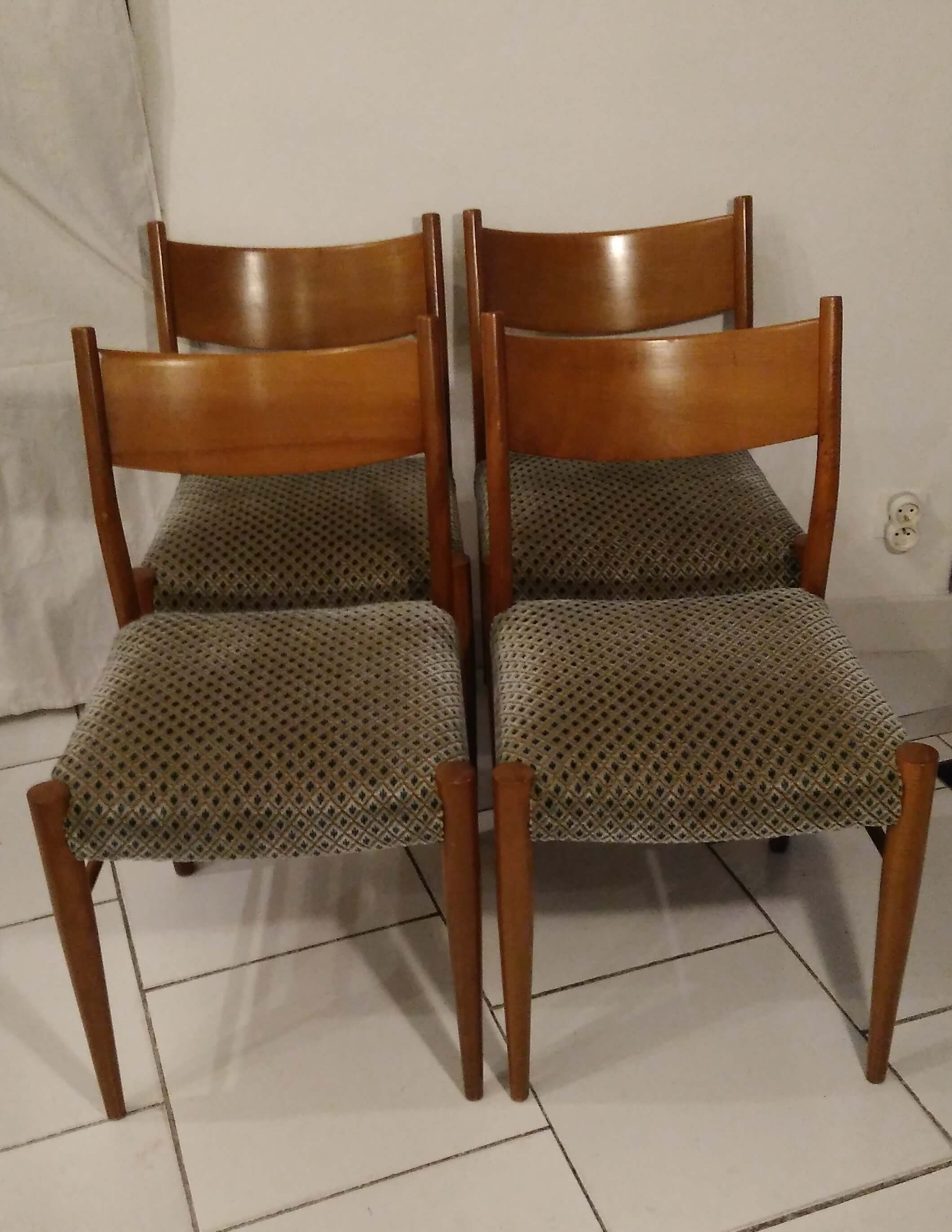 Lot of 4 vintage Scandinavian style chairs