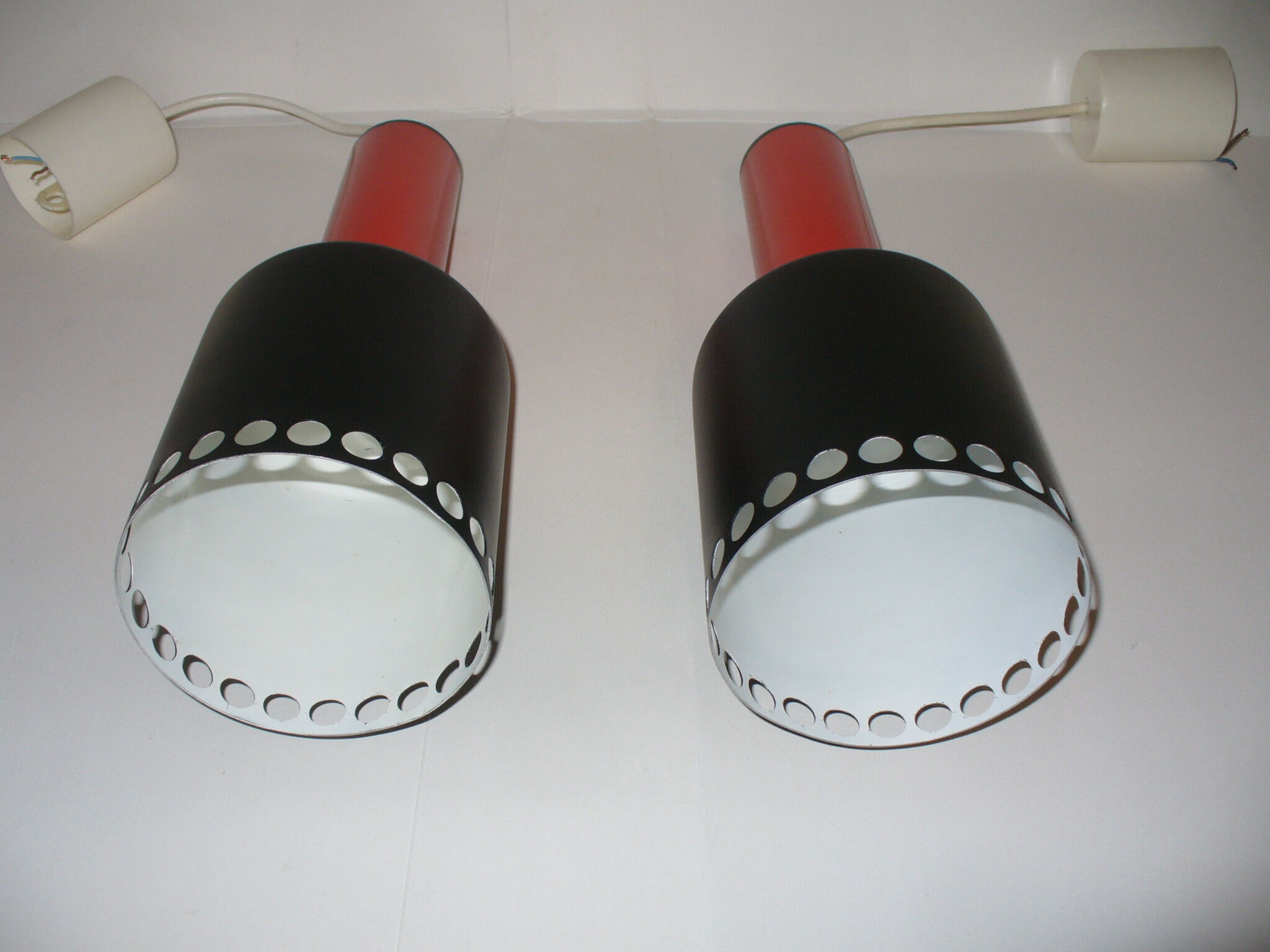 Pair of hanging lamps from the 70s