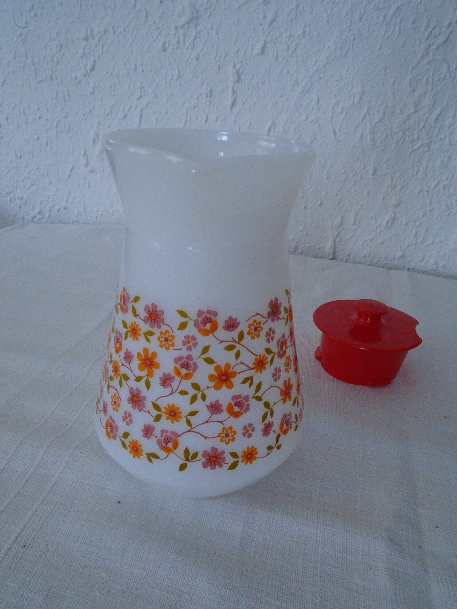 Pichet Scania verseuse carafe petities fleurs orange arcopal vintage