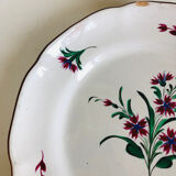 Pair of plates Les Islettes with bouquet and peacock