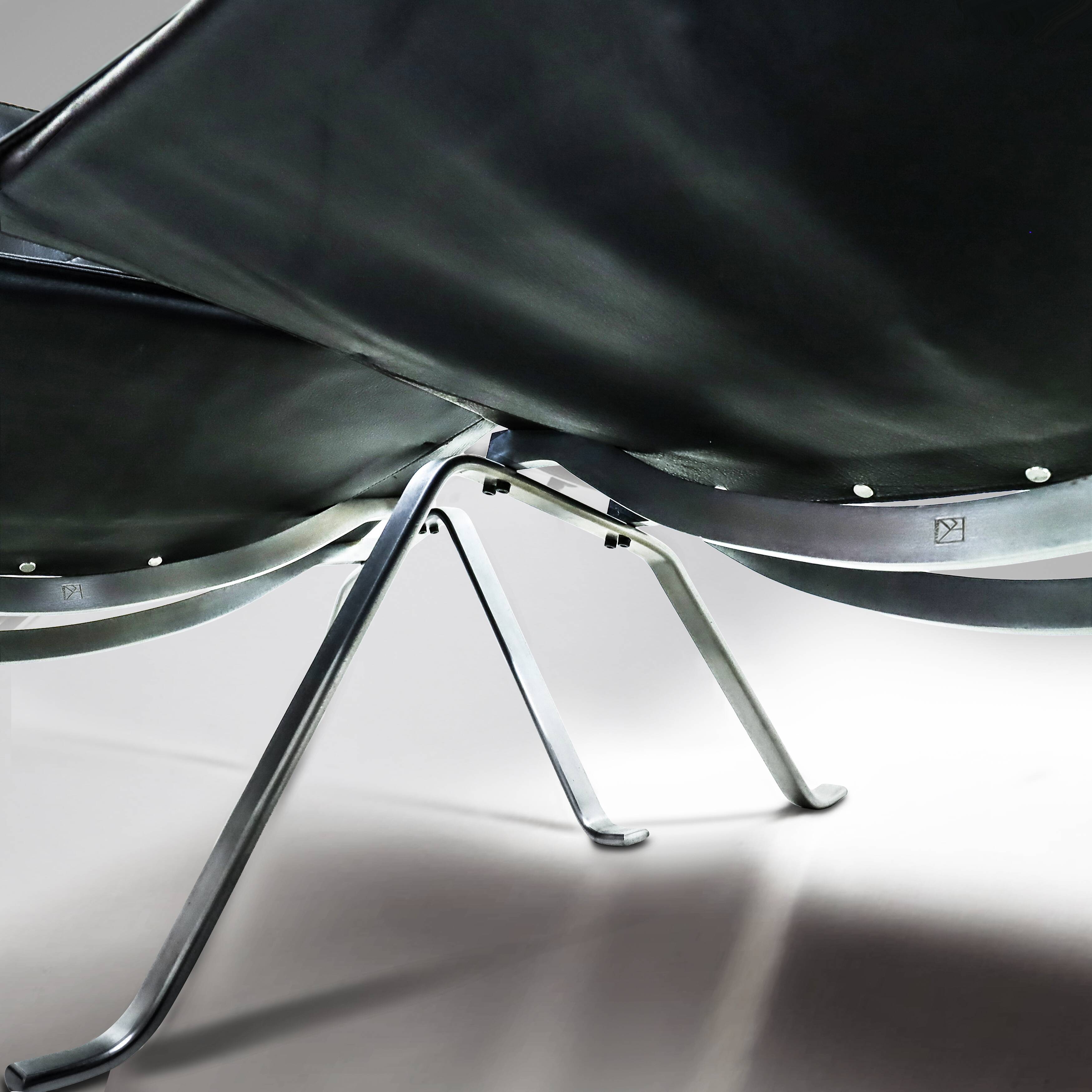 Black Leather Vintage Poul Kjaerholm PK22s for E. Kold Christensen 1960s