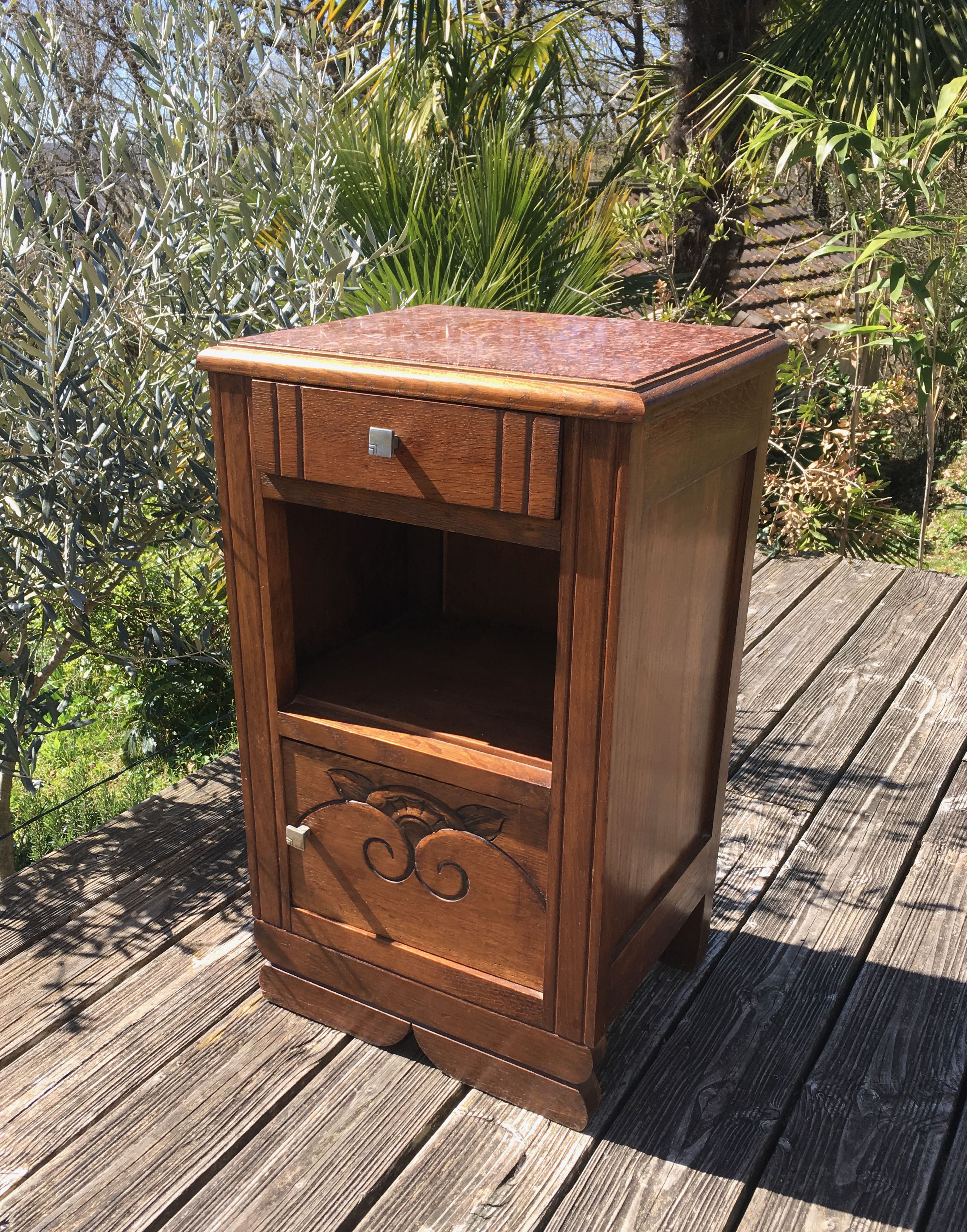 Table de chevet art nouveau marbre rose