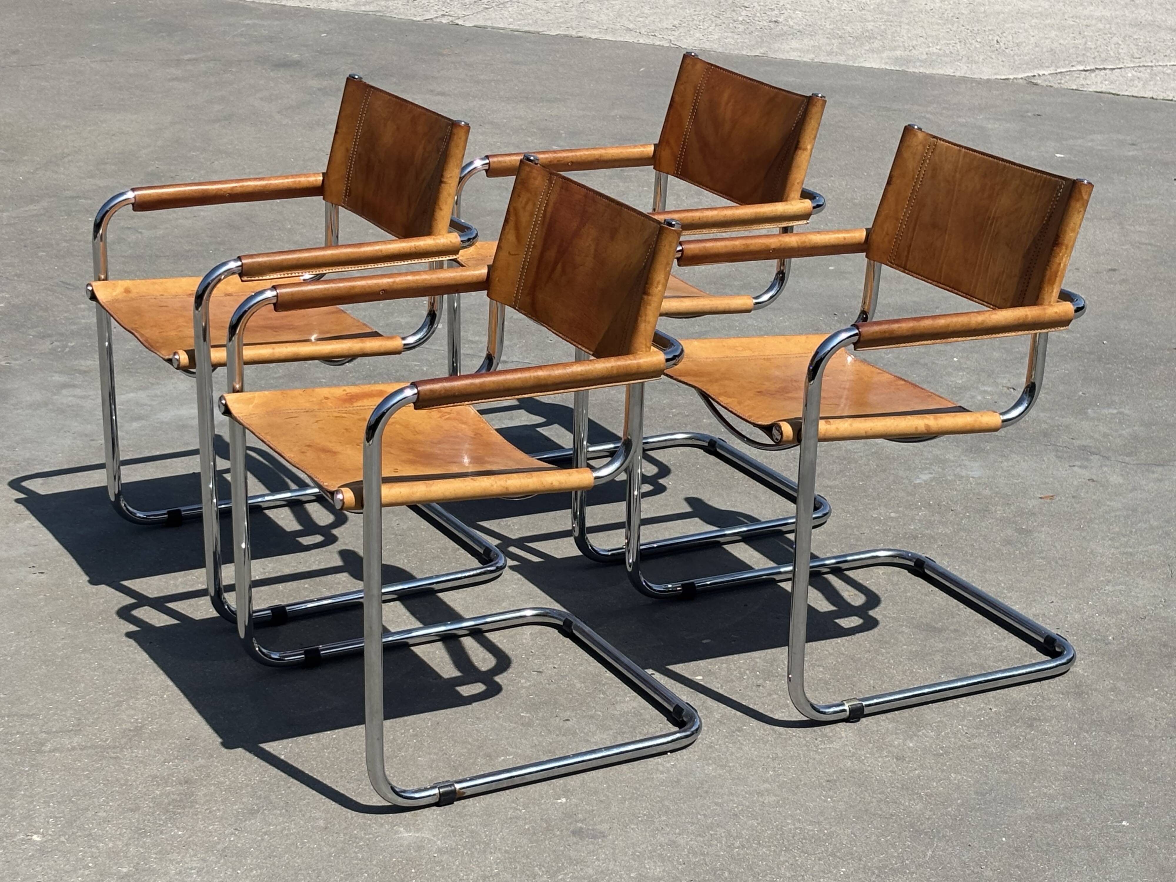 Ensemble de quatre fauteuils de salle à manger FASEM S34 en cuir Cognac par Mart Stam années 80
