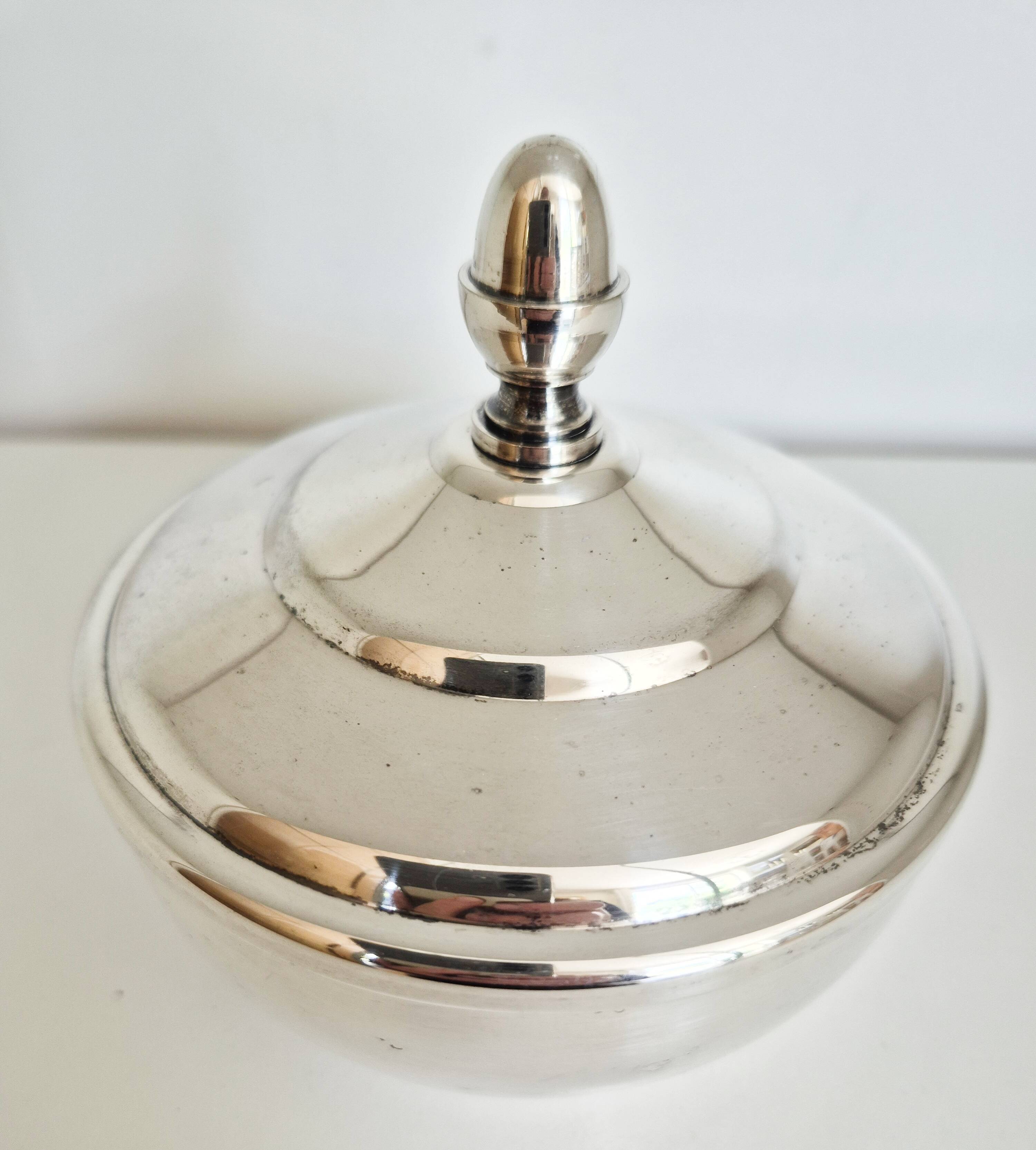 Sugar bowl, lidded pot, silver-plated metal