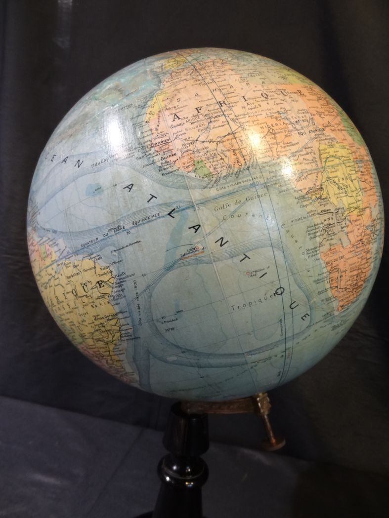 Globe Forest early XXth diameter 37 cm