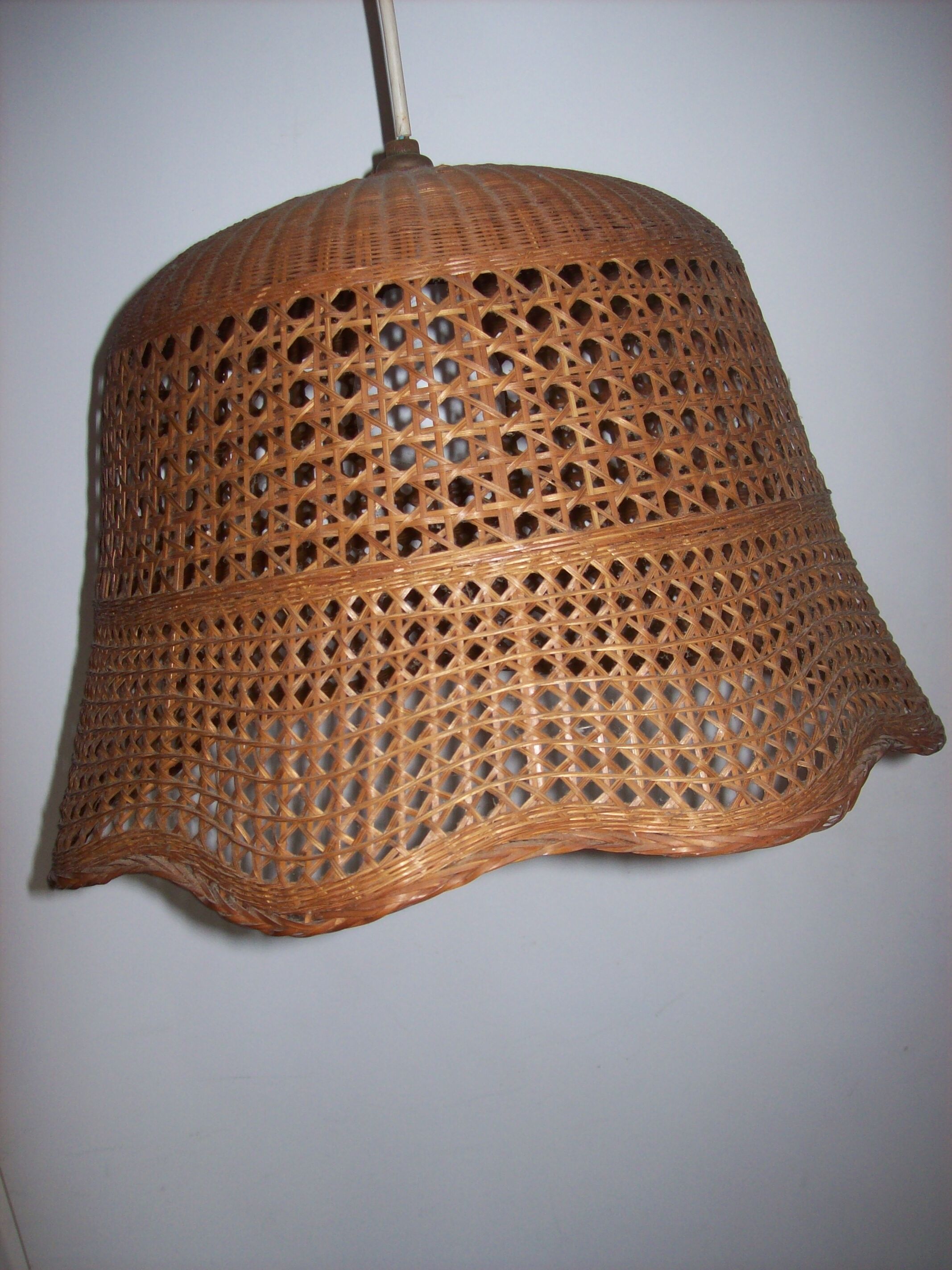 Braid wicker suspension