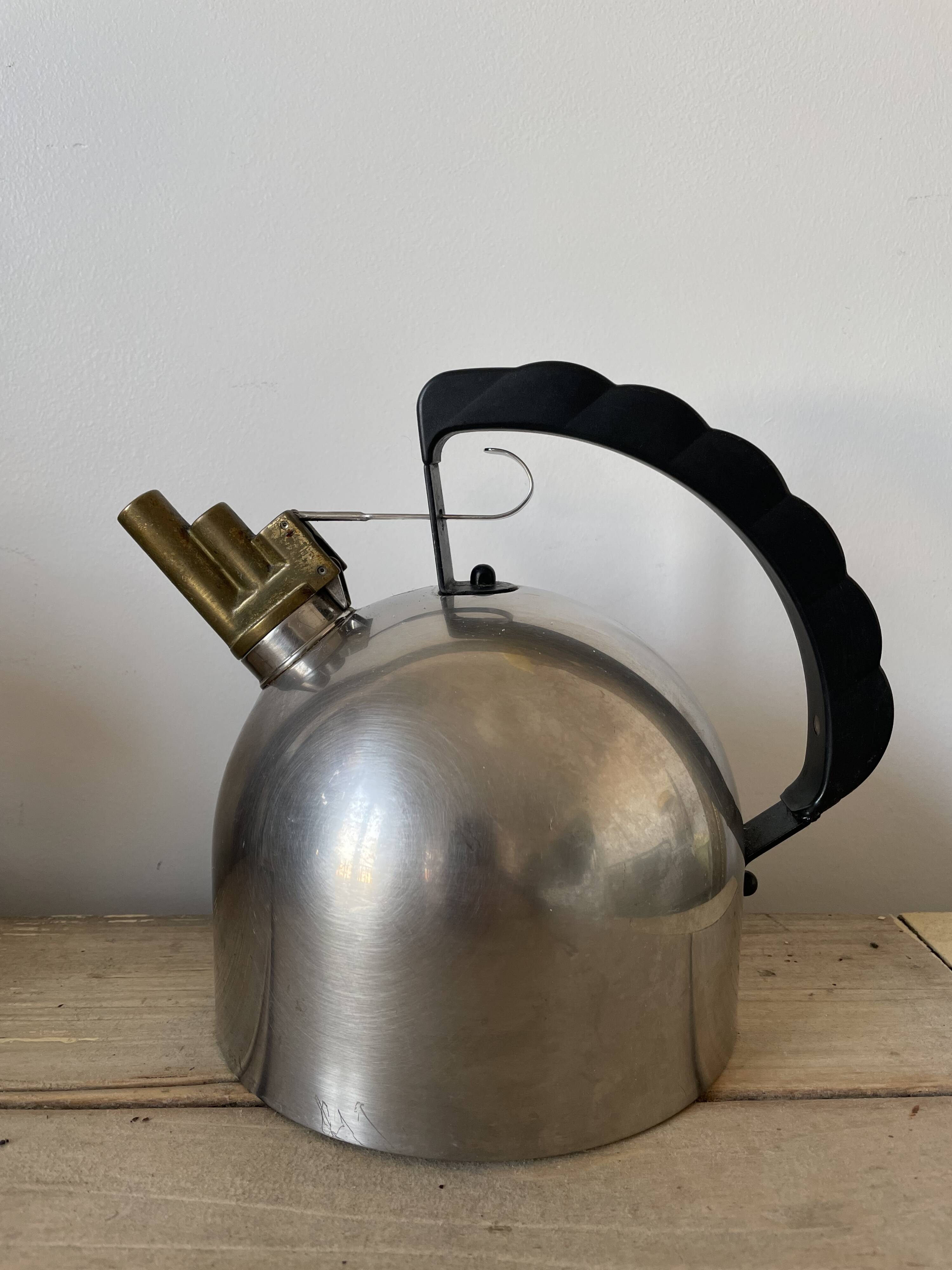 Richard Sapper Alessi kettle 1983
