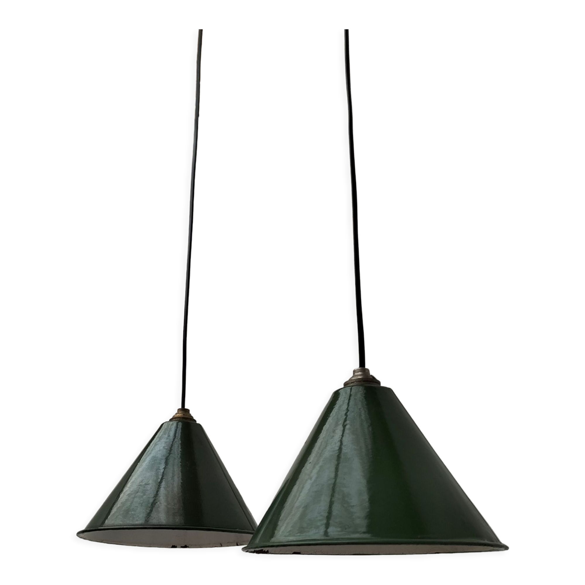 Pair of industrial hanging lamps