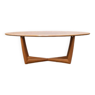 Oval teak coffee table