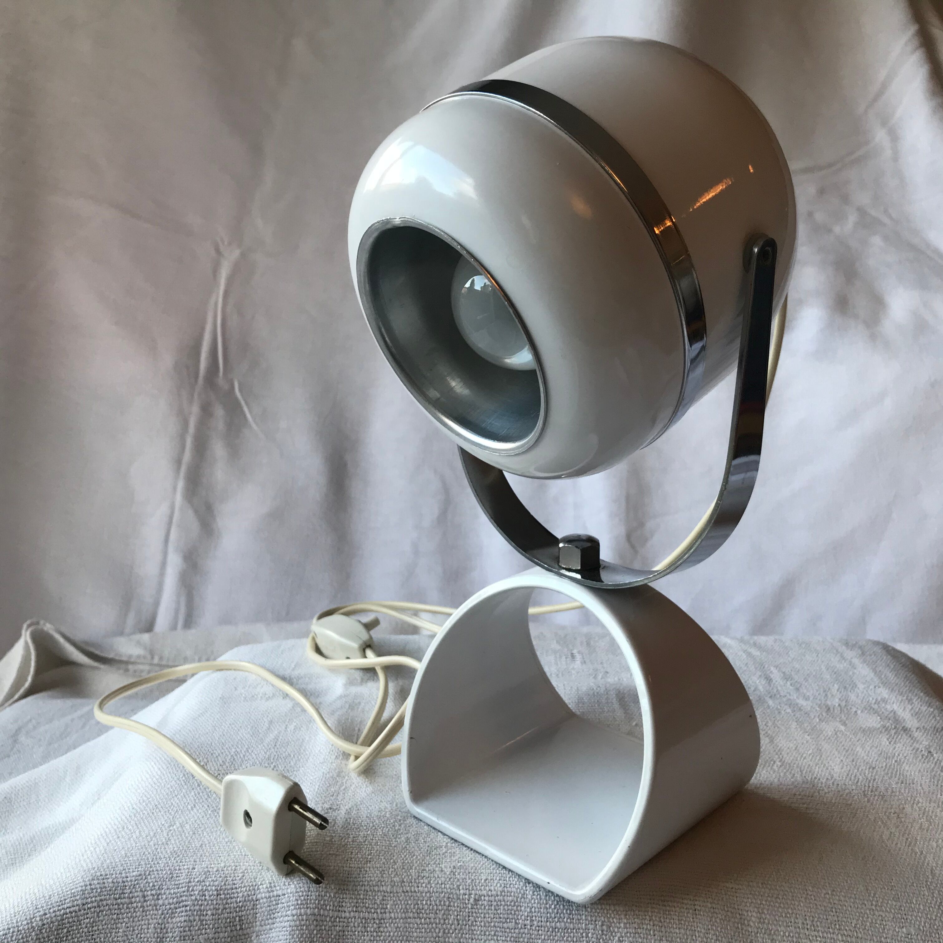 Vintage eye ball table lamp 1970 Italian Prova white
