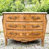 Louis XV style commode in marquetry, 20th century.