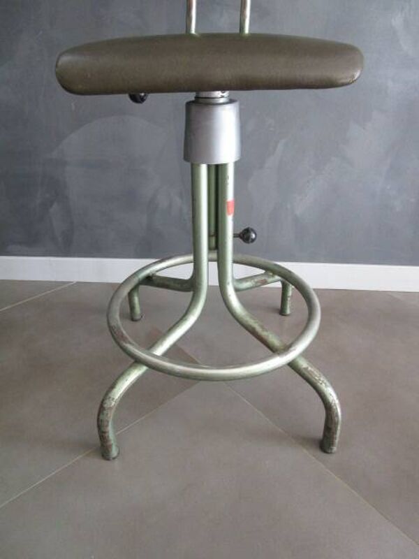 Chaise de dessinateur/industrielle ancienne