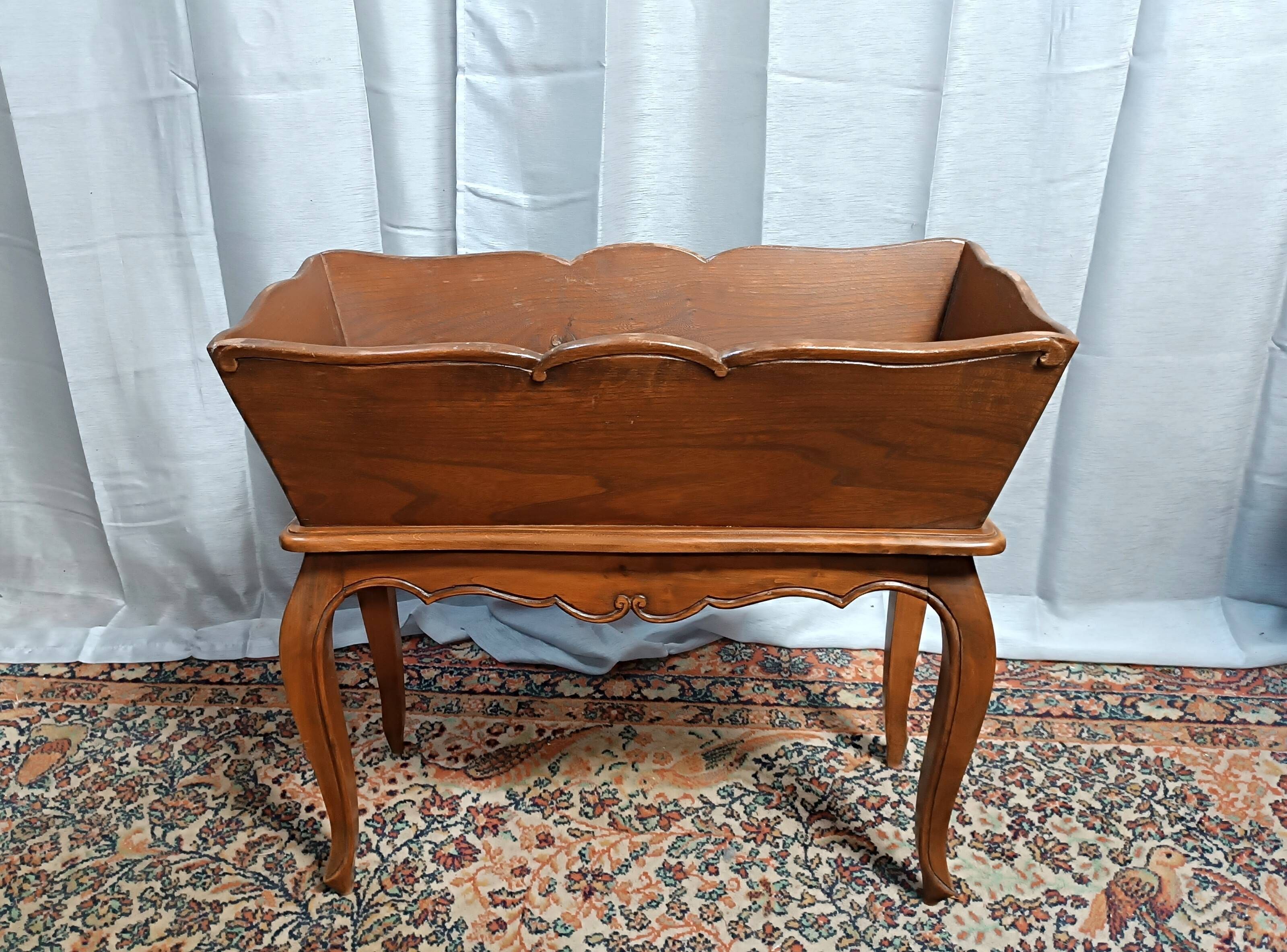 Louis XV style walnut jardinière