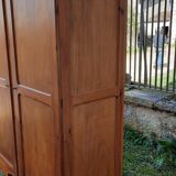 Armoire parisienne
