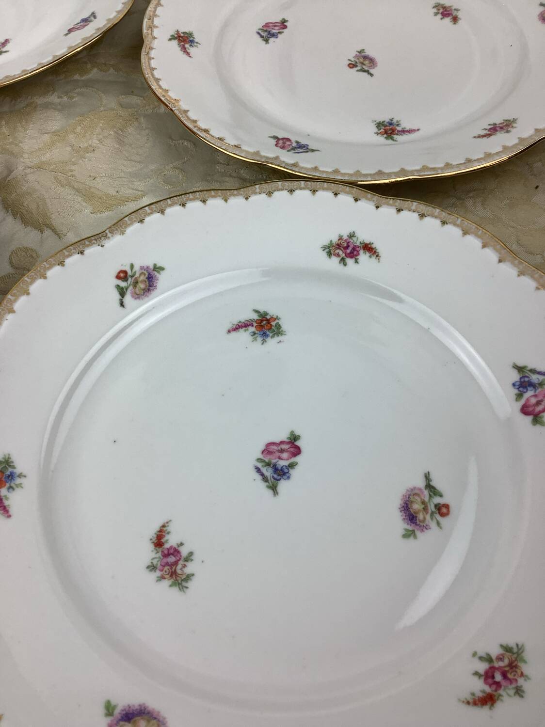 6 flat plates porcelain Limoges France