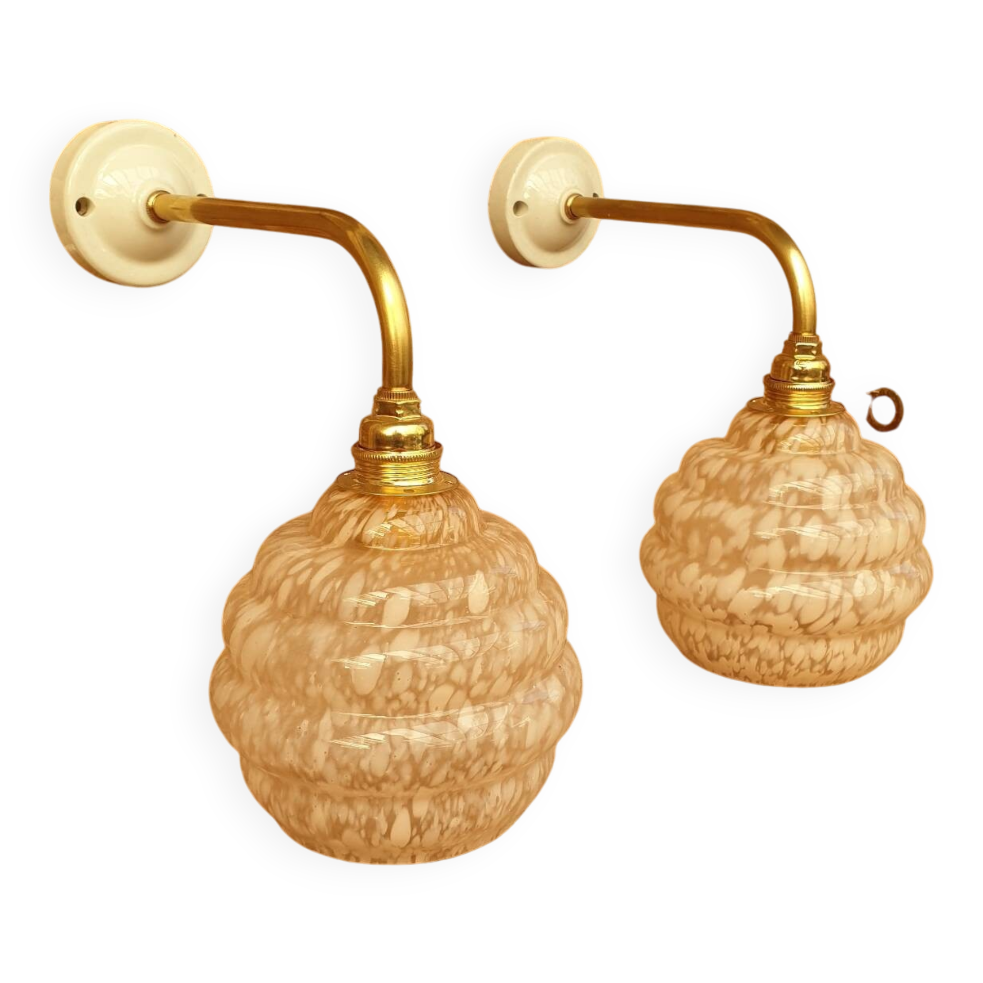 Swan neck wall lights in brass and Clichy glass