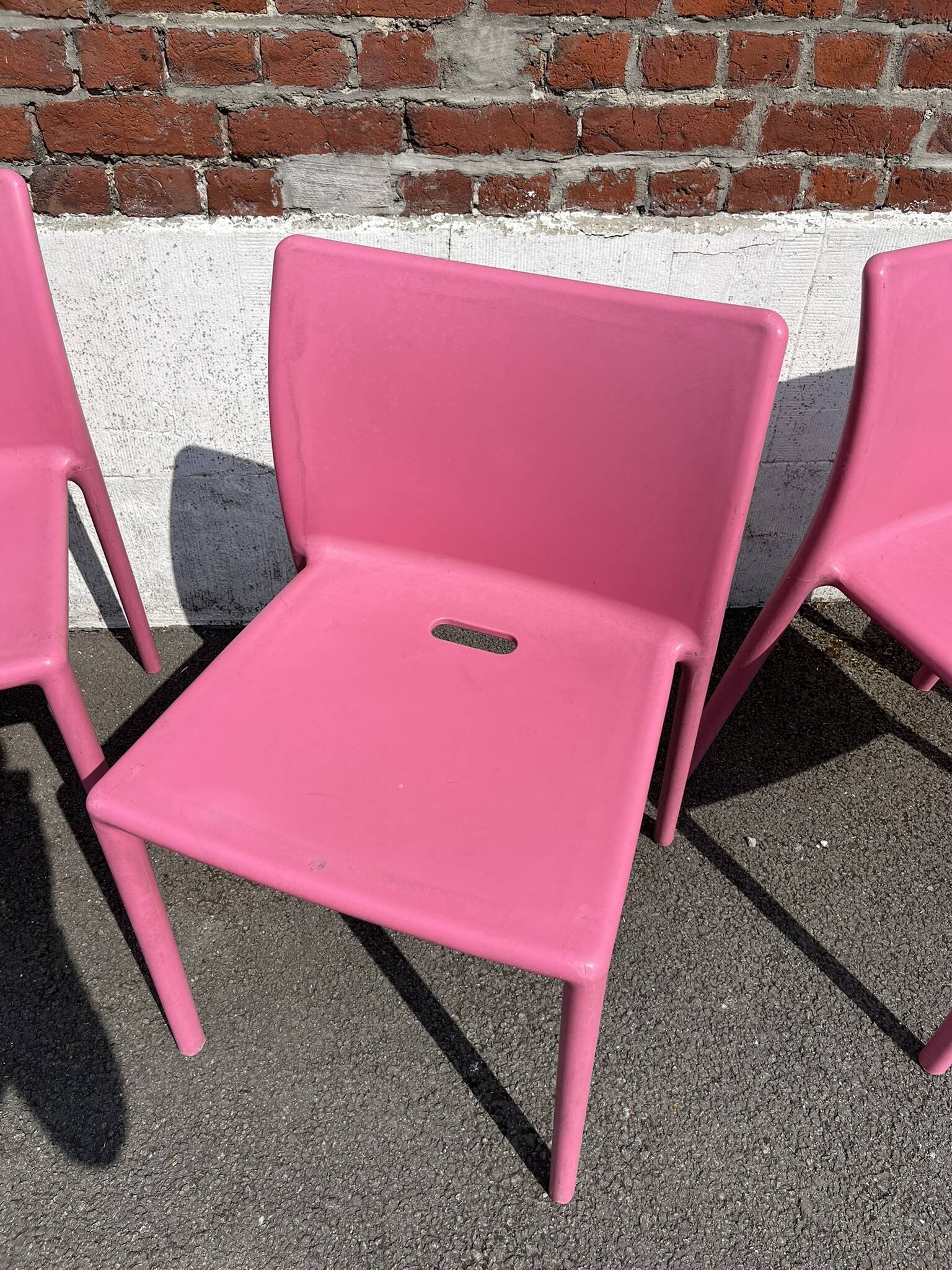 Set of 4 pink design AIR CHAIRS by Jason Morrison.