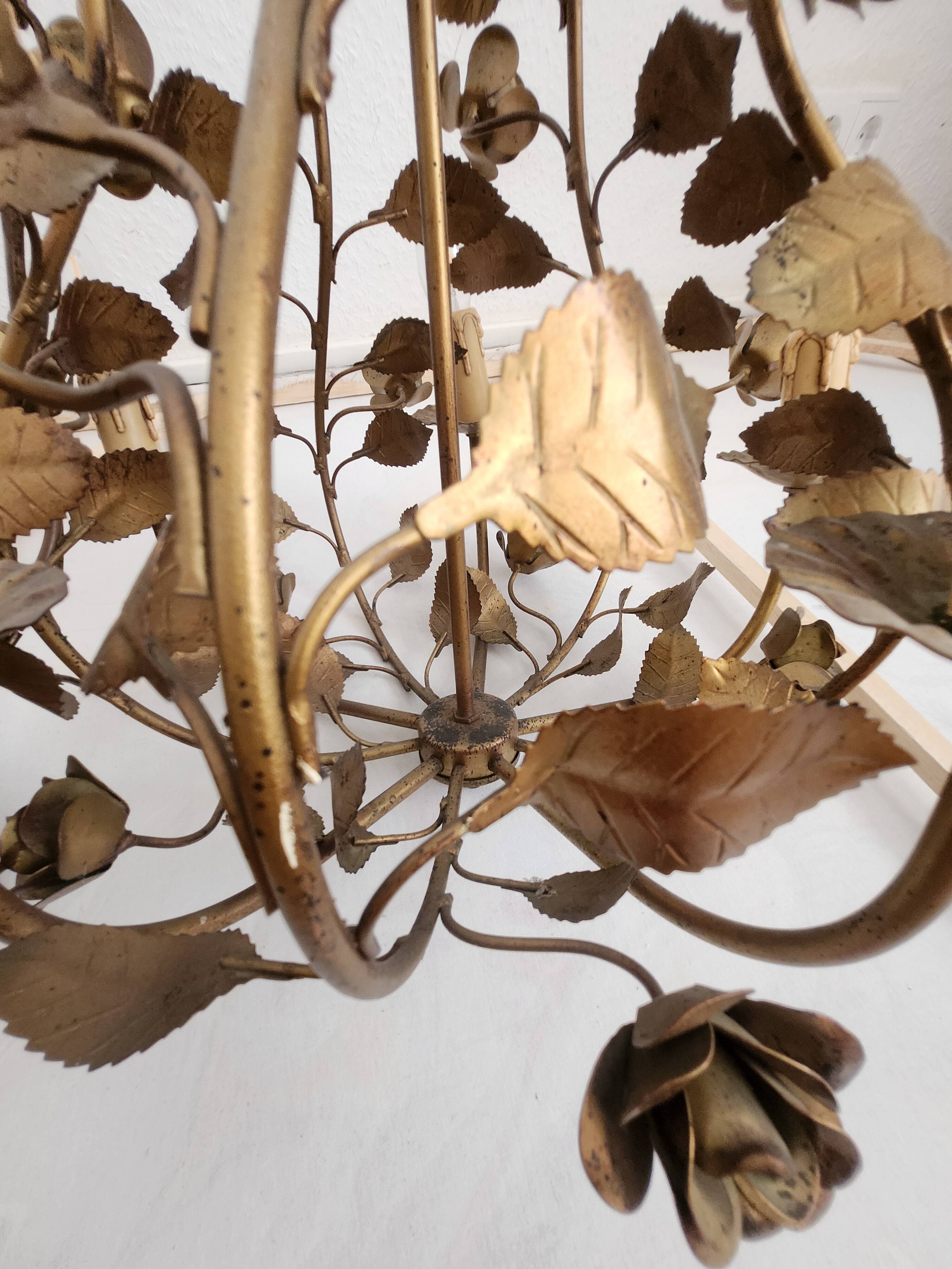 Chandelier hand-forged Hollywood Regency rose leaf decorations