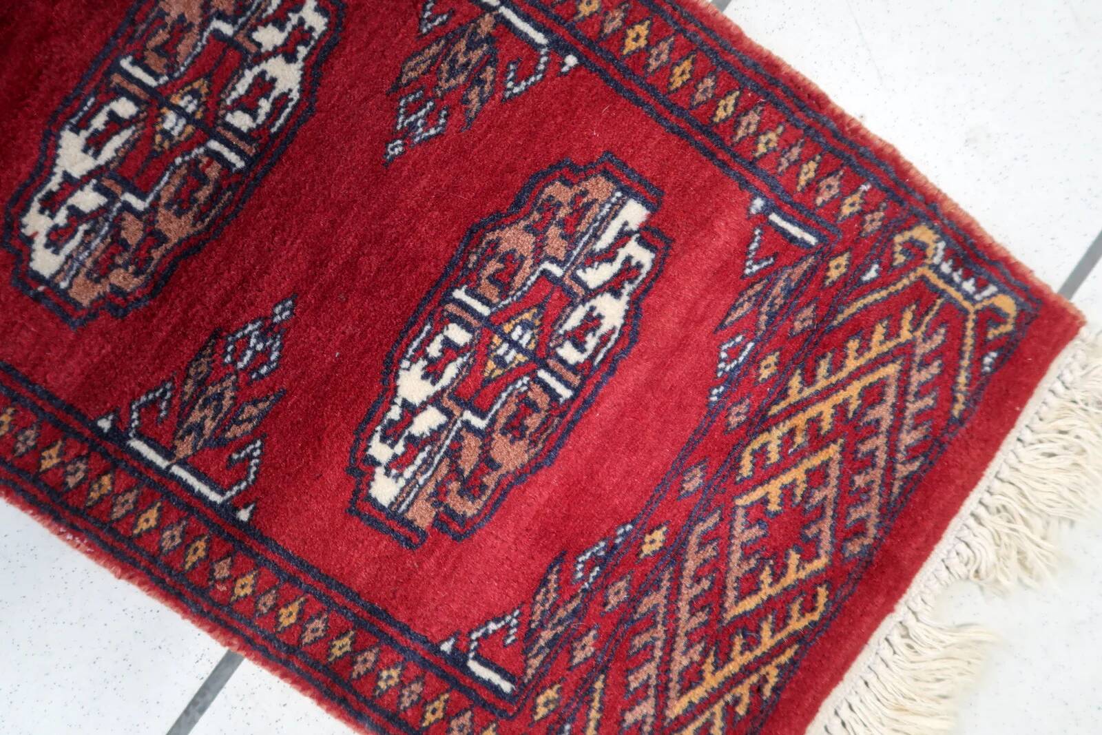 Handmade vintage Uzbek Bukhara rug 32cm x 120cm, 1960s