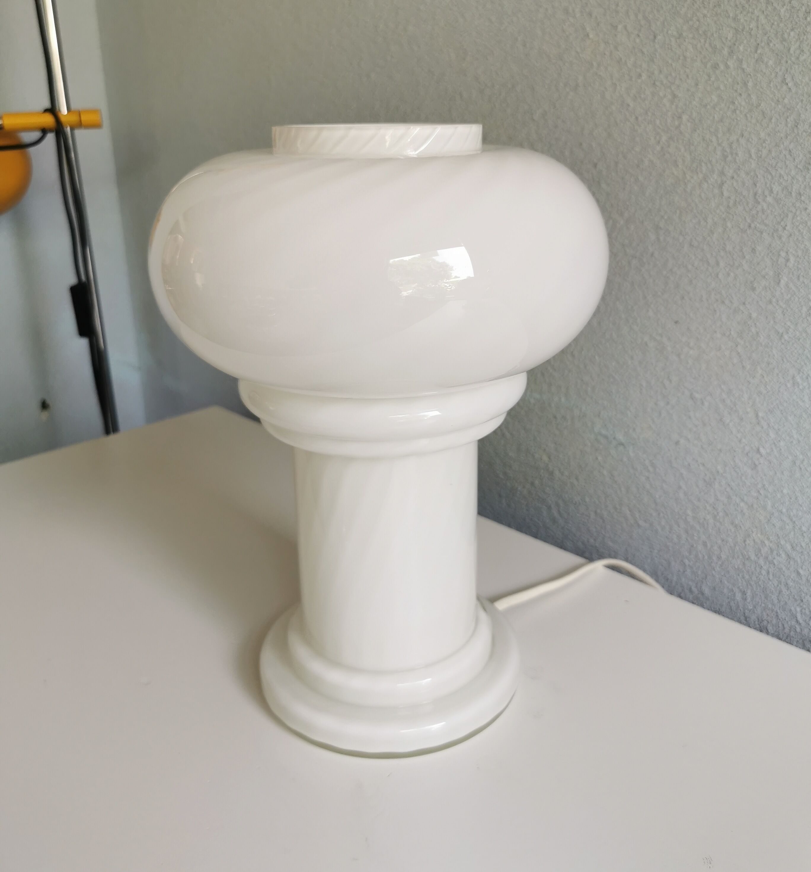 Set of 2 white glass mushroom table lamps, eighties