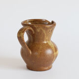 Sandstone pitcher