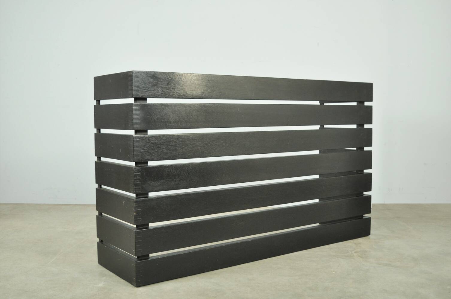 Vintage handmade wide SLATTED bench / side table, Netherlands 1970s