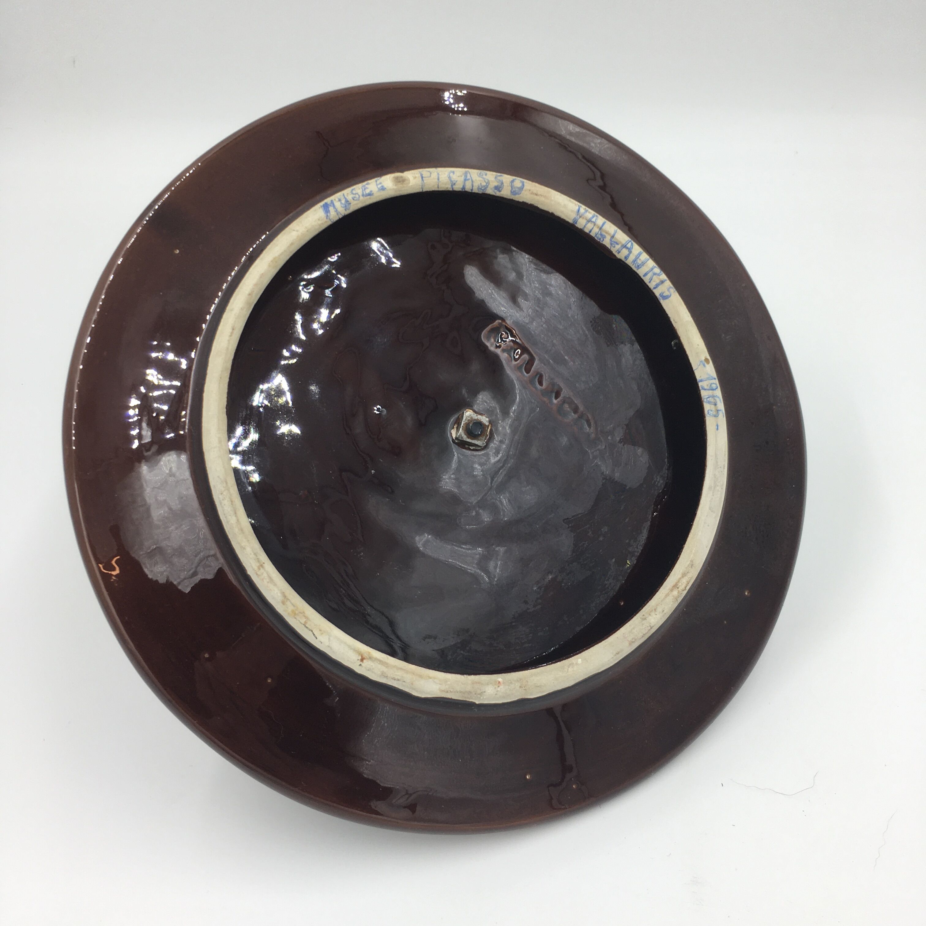 cheese platter with its Vallauris knife