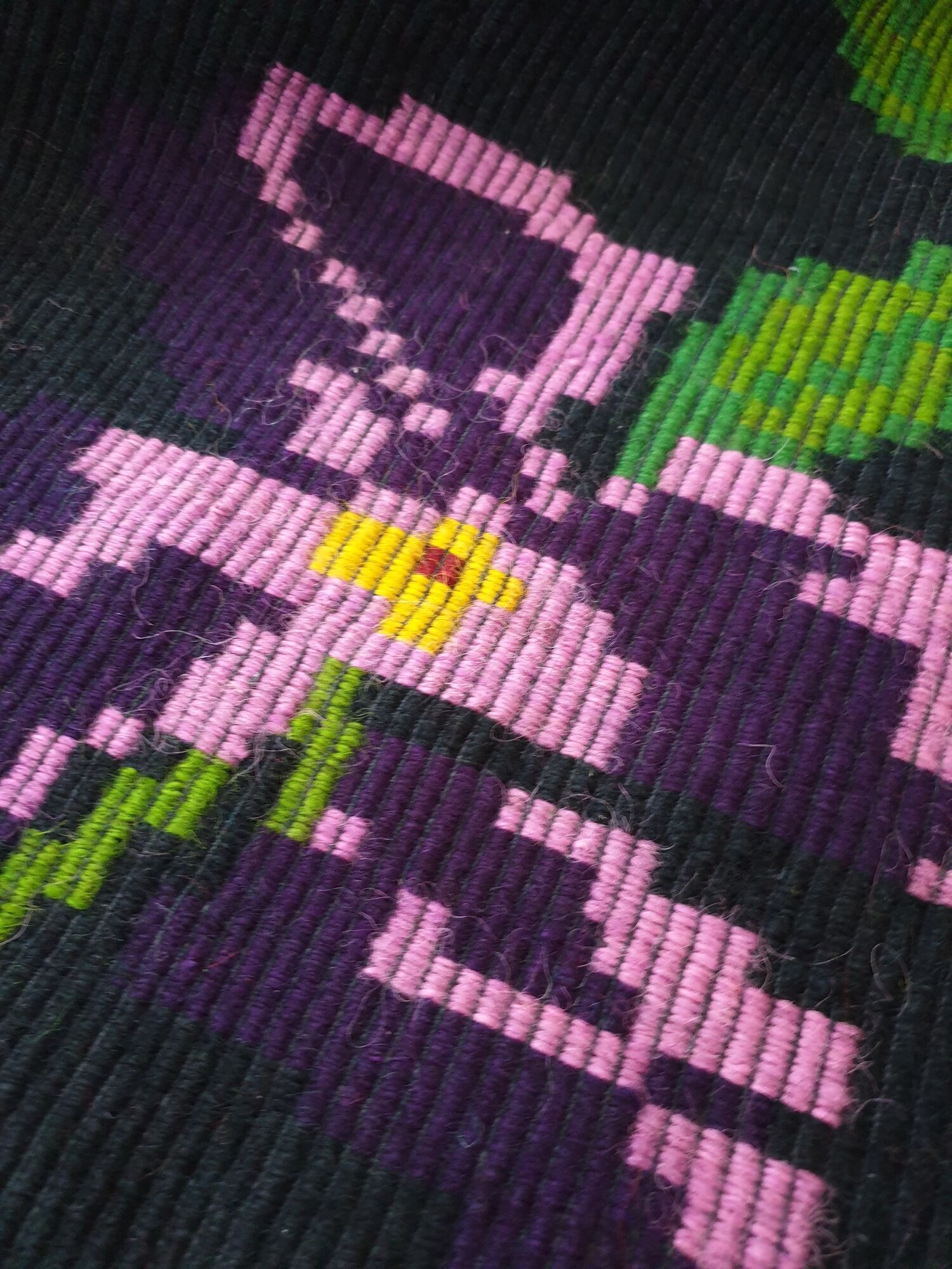 Handwoven summerish floral rug, black background with colorful delicate flowers 152x238cm