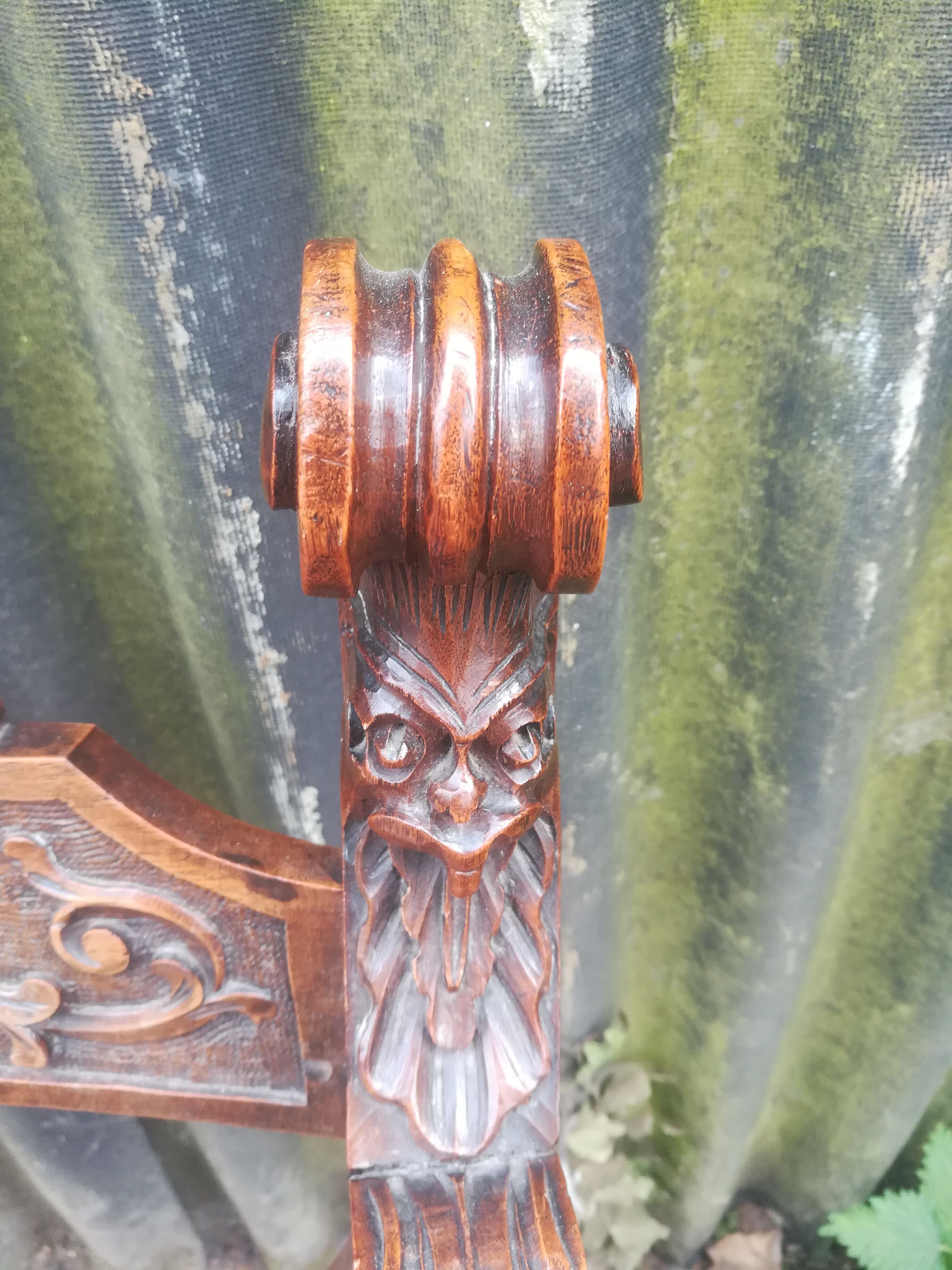 Dagobert walnut armchair