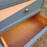 Chiffonier