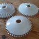 3 suspensions en opaline blanche 1900