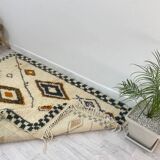 Handmade wool berber rug 250 x 150 cm