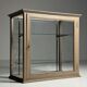 Vitrine française du début du 20e siècle grise