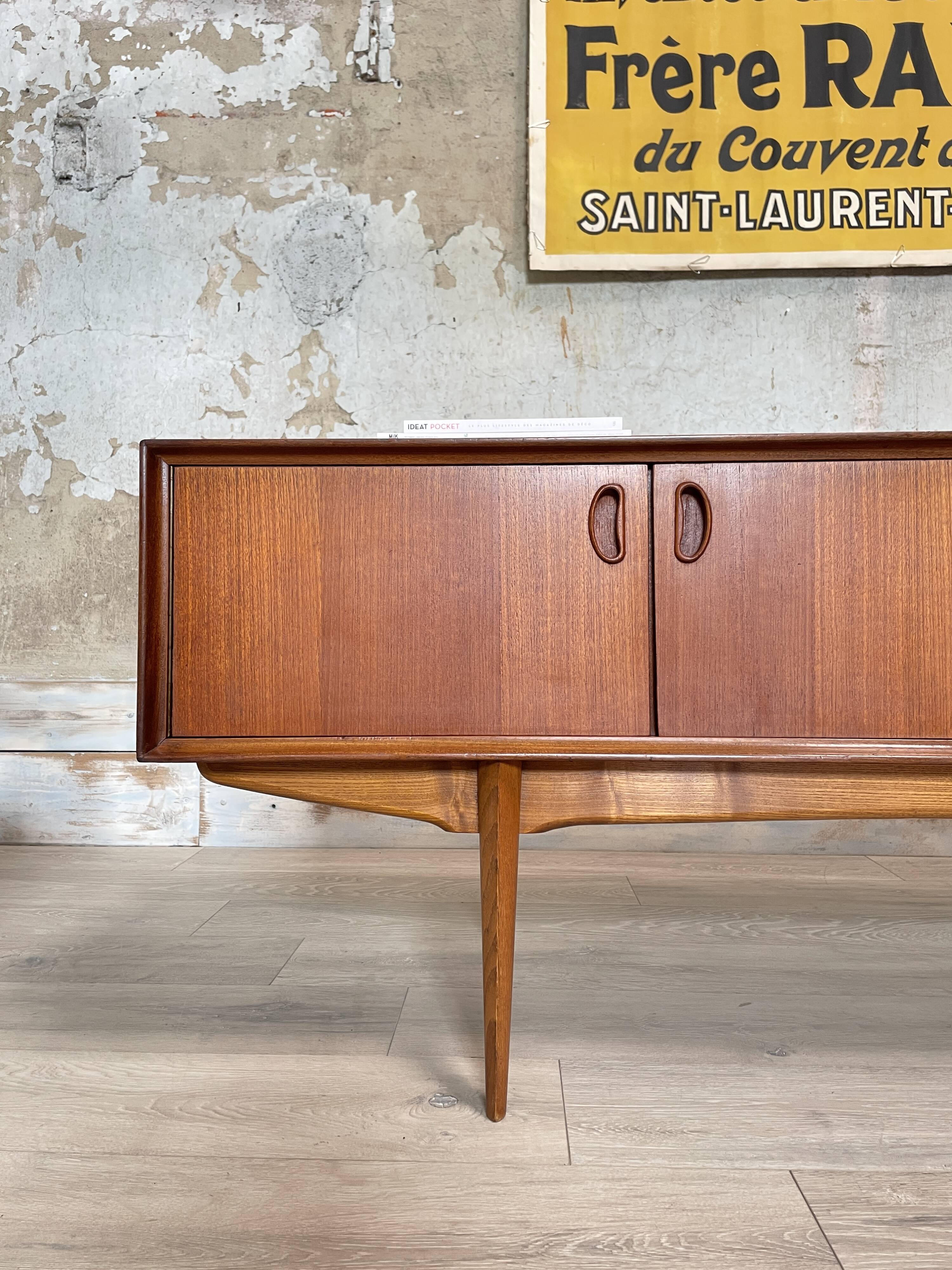 Scandinavian enfilade by Oswald Vermaercke for V-FORM, circa 1950
