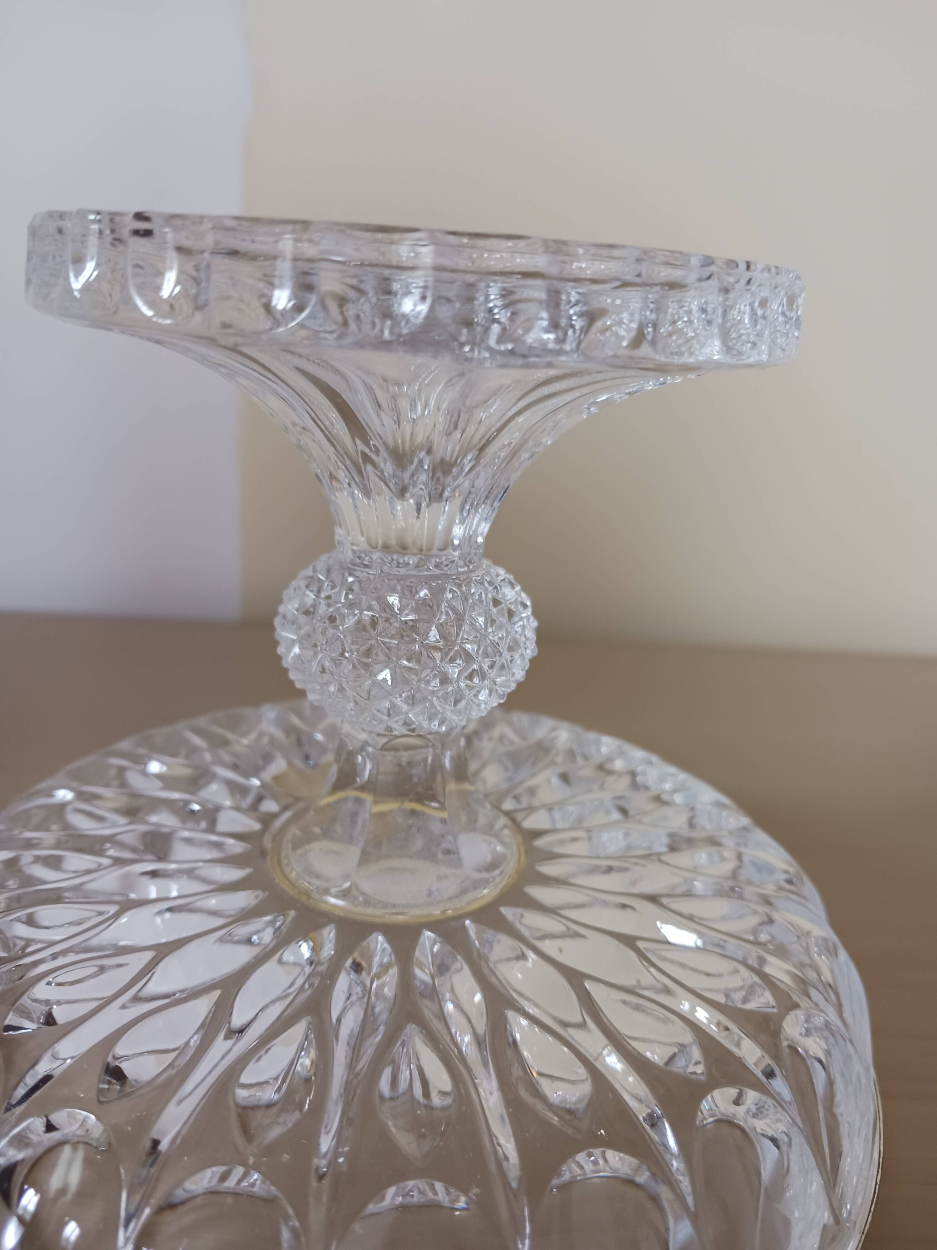 Coupe en cristal .