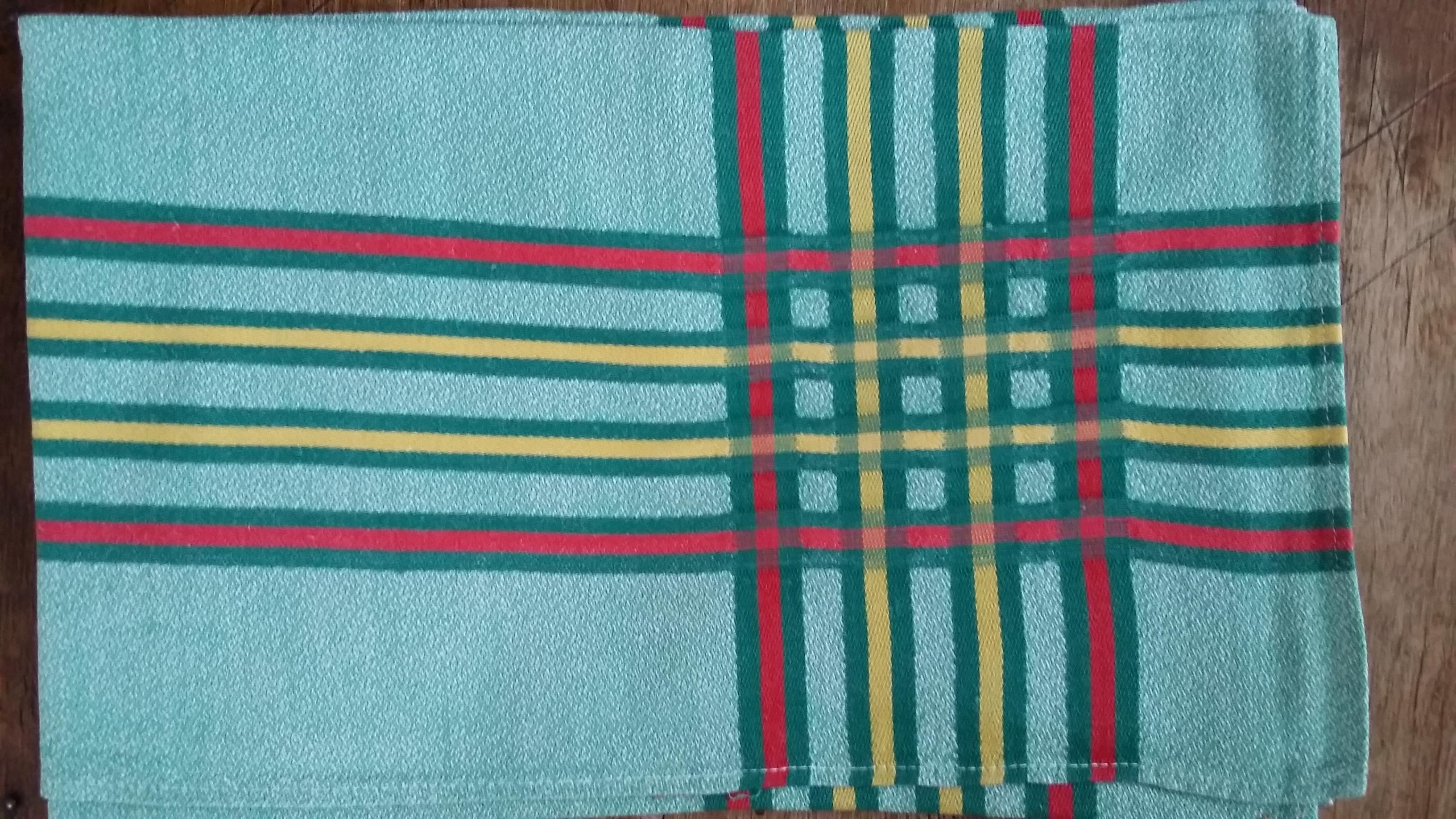 Nappe vintage avec serviettes