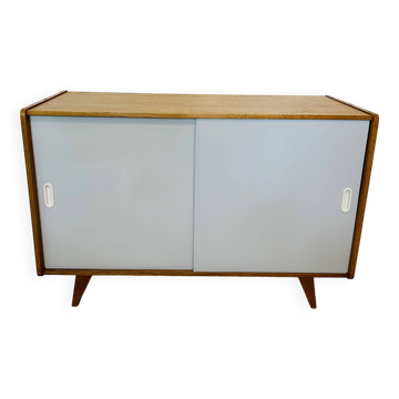Buffet vintage par Jiří Jiroutek modèle U-452 de Tchécoslovaquie des années 1960.