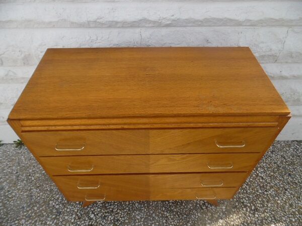 Vintage dresser