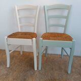 Suite of 4 chairs in wood and straw