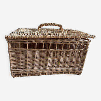 Wicker basket