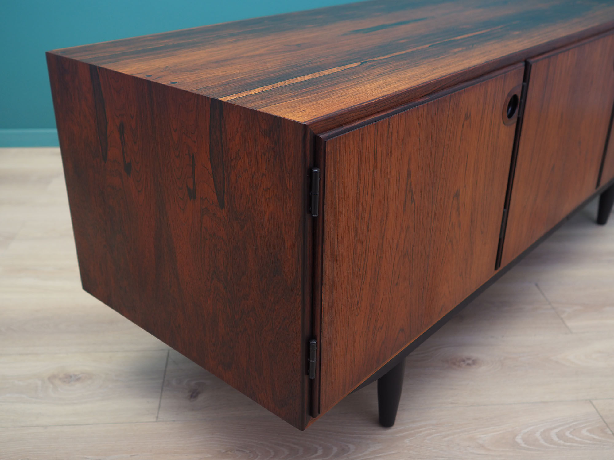 Sideboard in rosewood, Danish design, 70s, designer: Svend Langkilde