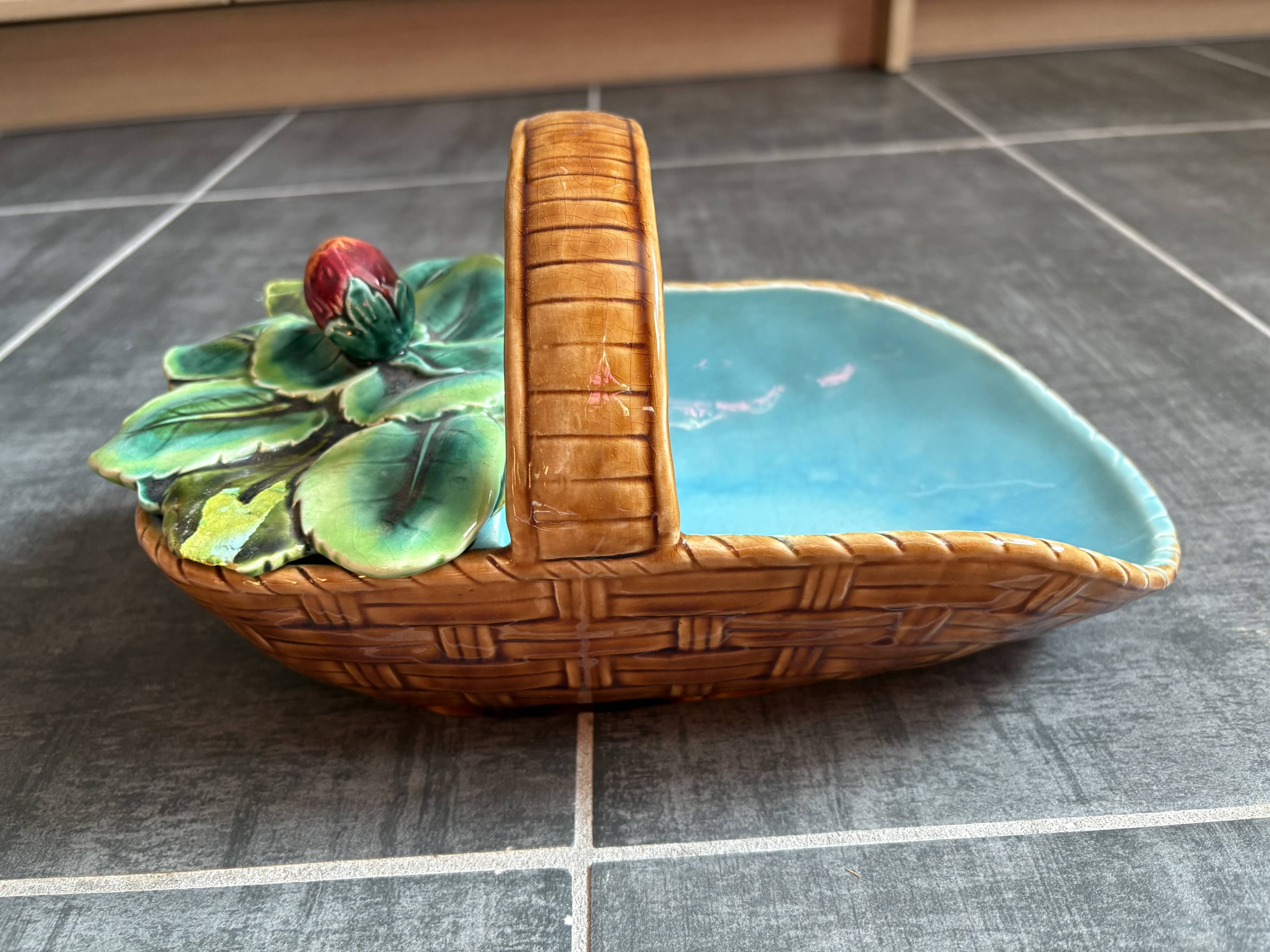 Rare Majolica Strawberry Basket - Sarreguemines 1521 - Circa 1880
