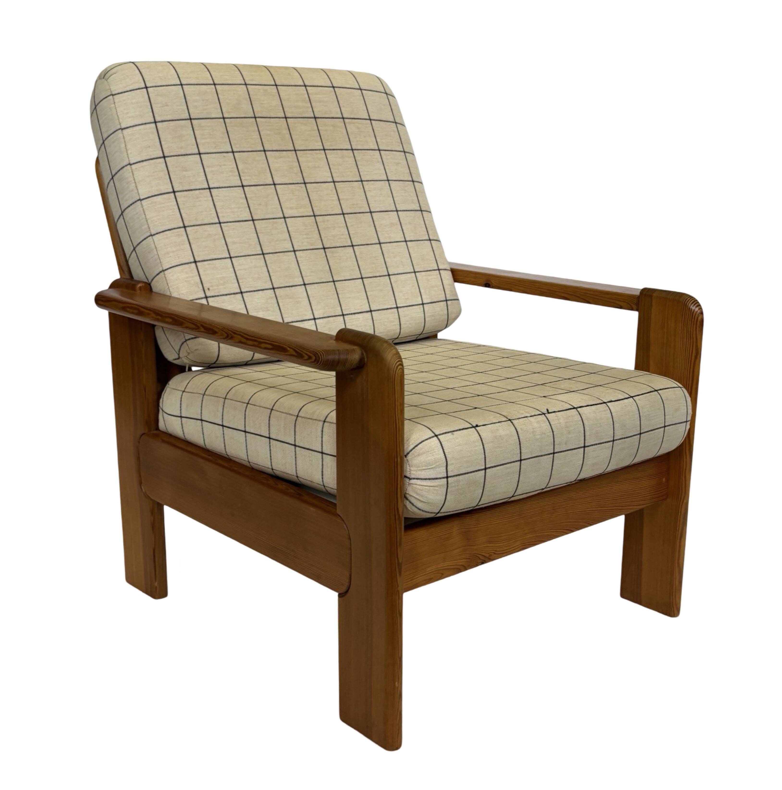 Vintage armchair set of 2 pinewood pine 70s design