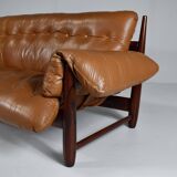 Mole sofa in leather by Sergio Rodrigues. 1960s Made in Brazil